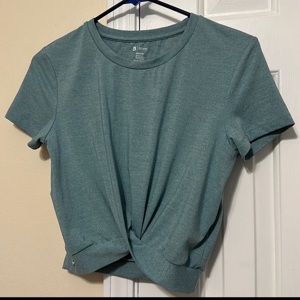 Buffbunny Knotty crop top cropped
